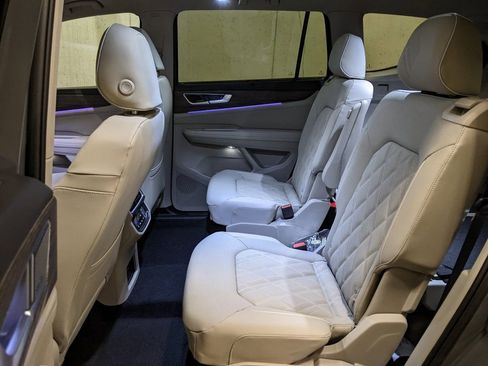 New 2026 Volkswagen Atlas SEL Premium R-Line image 23