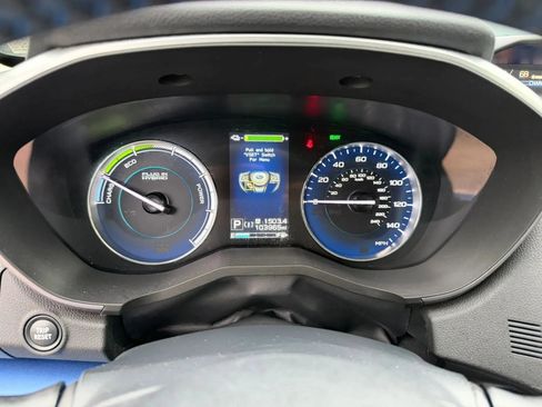 Used 2021 Subaru Crosstrek Hybrid w/ Moonroof Package w/Navigation AWD/4WD image 19