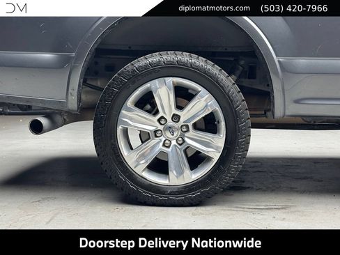 Used 2016 Ford F150 Platinum w/ Equipment Group 701A Luxury AWD/4WD image 44