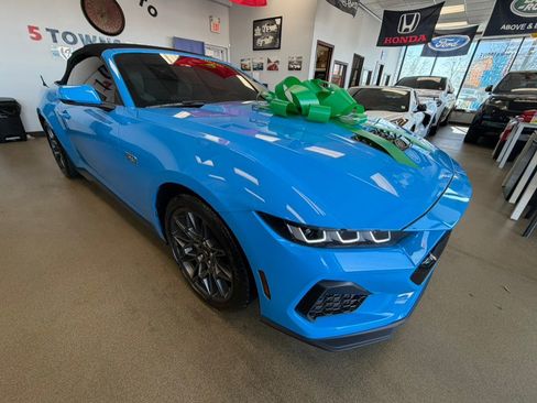 Used 2024 Ford Mustang GT Premium w/ GT Performance Package RWD image 35