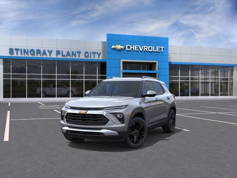 New 2026 Chevrolet TrailBlazer LT w/ Convenience Package FWD image 8