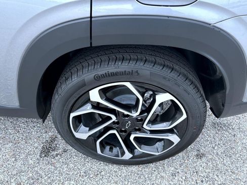 New 2025 Chevrolet Trax RS w/ Sunroof Package image 22