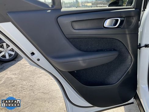 Used 2023 Volvo XC40 Recharge Plus image 46