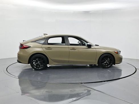 Used 2025 Honda Civic Sport image 2
