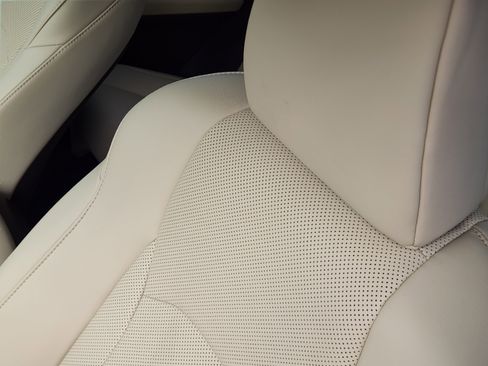 Used 2020 Lexus RX 350L FWD w/ Premium Package image 7