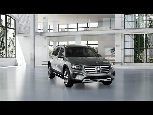 New 2026 Mercedes-Benz GLB 250 4MATIC image 4