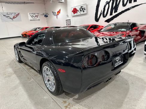 Used 2003 Chevrolet Corvette Z06 w/ Memory Package, 3 Drivers RWD image 3