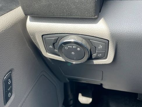 Used 2021 Ford F250 XL w/ Power Equipment Group AWD/4WD image 24