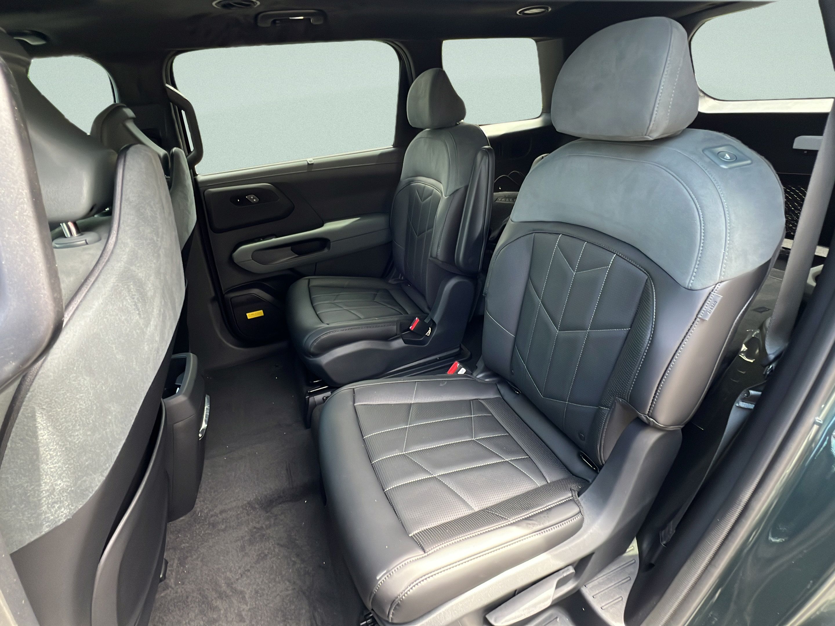 New 2027 Kia Telluride X-Line SX Prestige AWD/4WD image 10