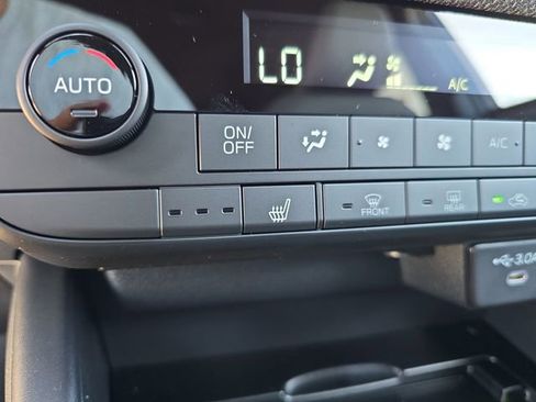 New 2026 Subaru Outback Limited AWD/4WD image 18