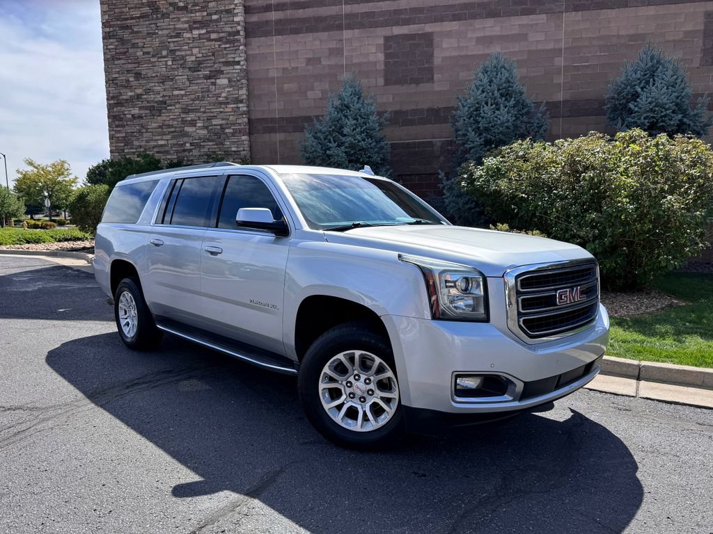 Used 2016 GMC Yukon XL SLE AWD/4WD image 2