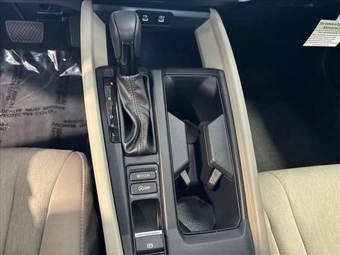Certified 2025 Honda Accord SE image 13