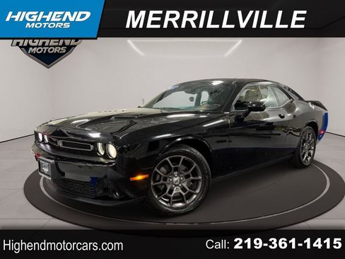 Used 2018 Dodge Challenger GT image 1