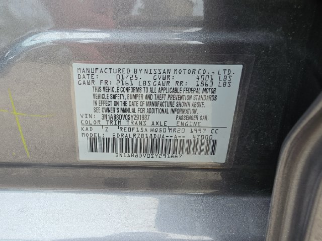 Used 2025 Nissan Sentra SR FWD image 30