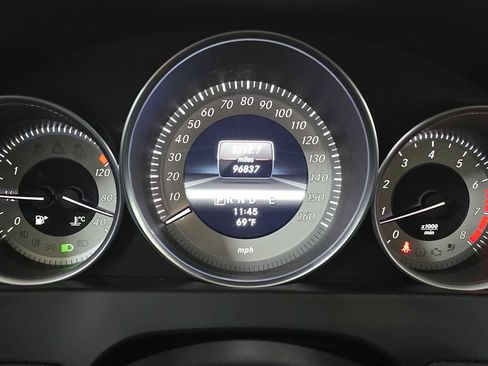 Used 2013 Mercedes-Benz C 300 4MATIC Sedan image 28