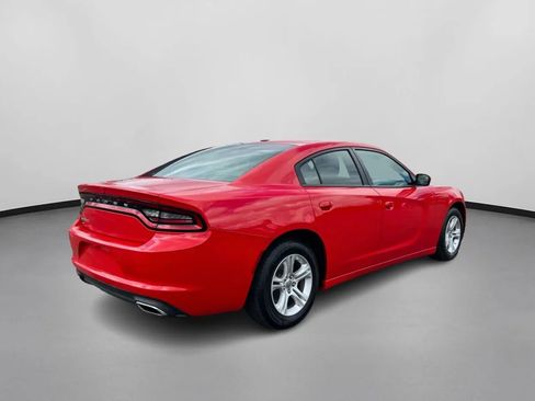 Used 2022 Dodge Charger SXT RWD image 5