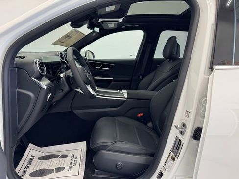 New 2026 Mercedes-Benz GLC 300 image 18