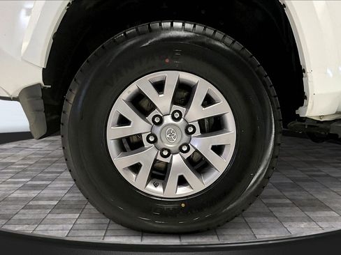 Used 2019 Toyota Tacoma SR5 image 35