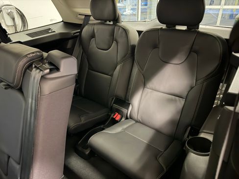 New 2026 Volvo XC90 B6 Ultra w/ Protection Package Premier AWD/4WD image 26