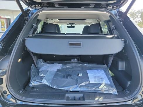 New 2026 Mitsubishi Outlander SE image 11