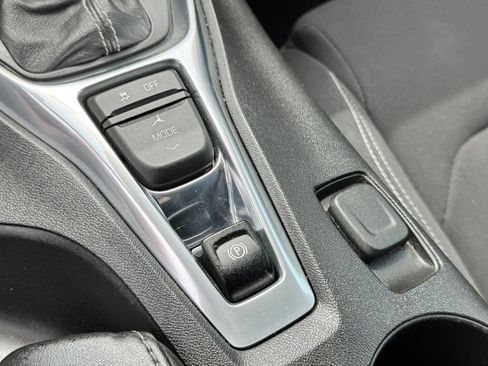 Used 2018 Chevrolet Camaro SS RWD image 22
