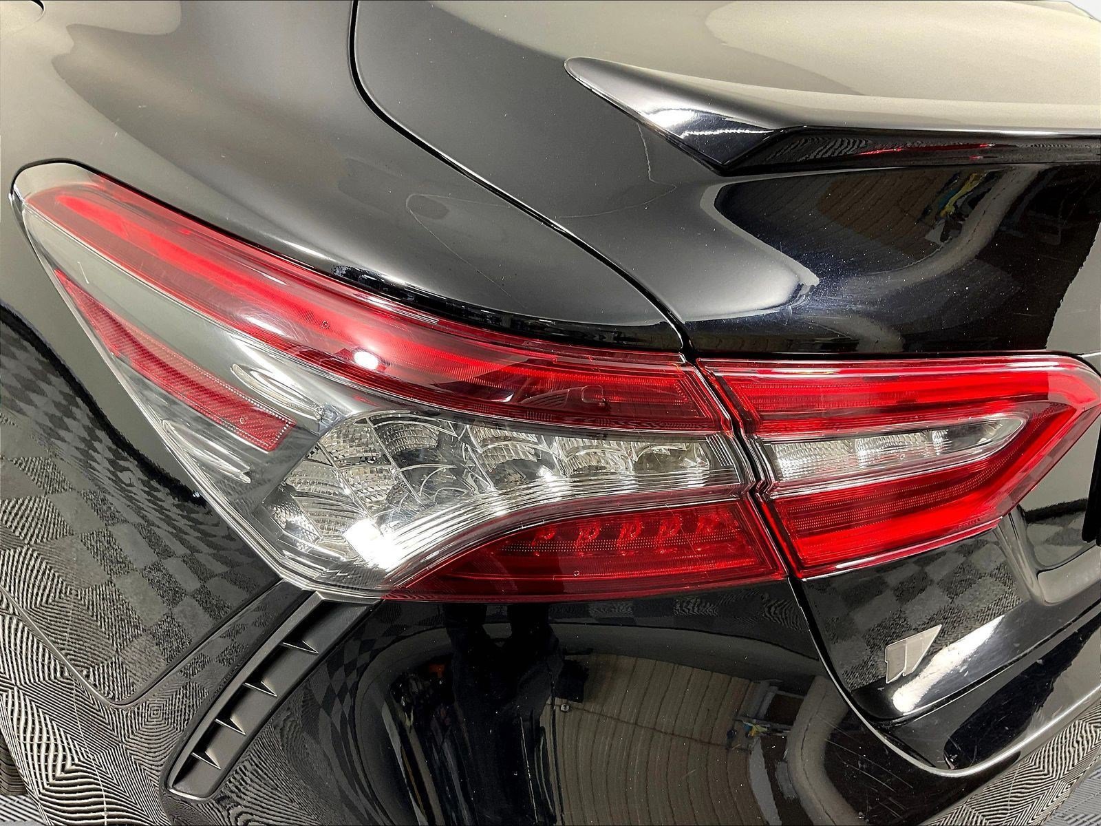 Used 2023 Toyota Camry XSE FWD image 23