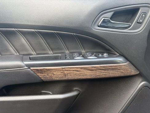 Certified 2022 GMC Canyon Denali image 29