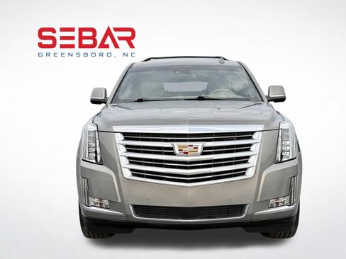 Used 2018 Cadillac Escalade ESV Platinum AWD/4WD image 5