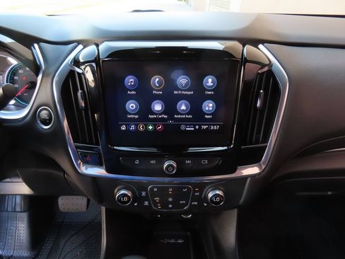 Certified 2022 Chevrolet Traverse LT w/ LPO, Floor Liner Package AWD/4WD image 17
