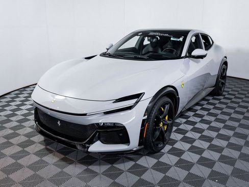 Certified 2025 Ferrari Purosangue image 11