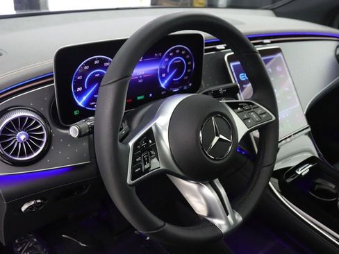 Certified 2026 Mercedes-Benz EQE 320 4MATIC SUV image 17