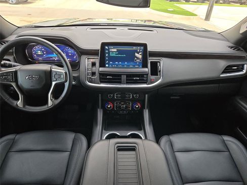 Used 2024 Chevrolet Tahoe Z71 w/ Luxury Package AWD/4WD image 12