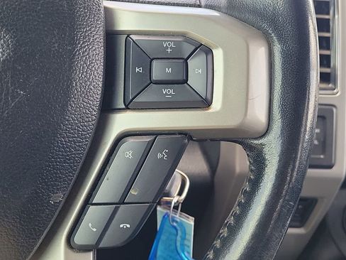 Used 2021 Ford F250 Lariat w/ Lariat Value Package AWD/4WD image 23