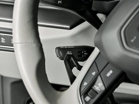 Used 2022 Lamborghini Urus AWD/4WD image 28