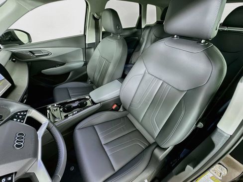 New 2026 Audi Q3 quattro 2.0T AWD/4WD image 33