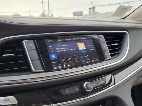 Used 2023 Buick Enclave Essence w/ Sport Touring Edition image 26