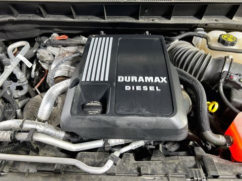 Used 2024 Chevrolet Silverado 1500 RST w/ Convenience Package II AWD/4WD image 29