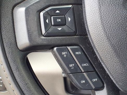 Used 2021 Ford F250 XLT w/ XLT Premium Package image 21