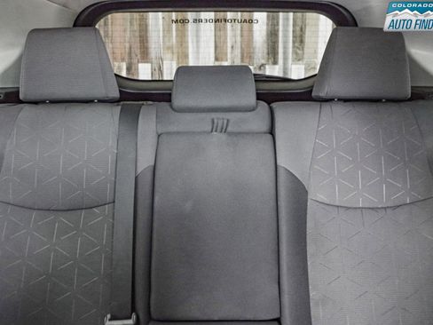 Used 2020 Toyota RAV4 XLE AWD/4WD image 23