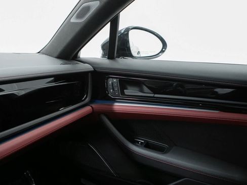 New 2026 Porsche Panamera GTS image 24