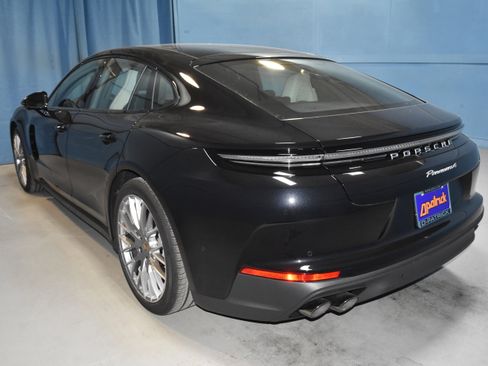 New 2025 Porsche Panamera 4 AWD/4WD image 3