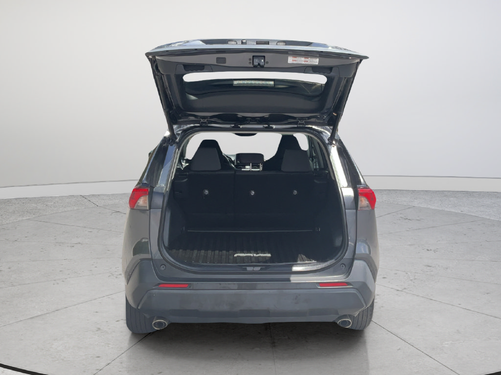 Used 2023 Toyota RAV4 XLE w/ Convenience Package FWD image 18