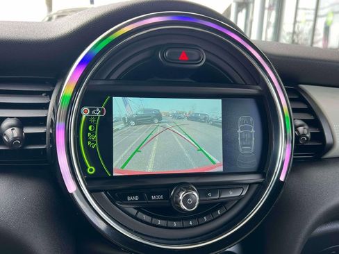 Used 2017 MINI Cooper S image 24