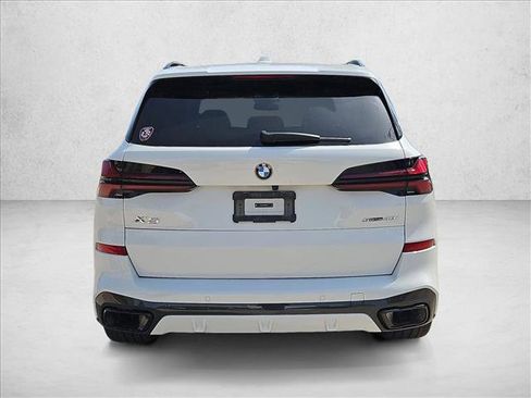 Used 2024 BMW X5 sDrive40i w/ M Sport Package image 6