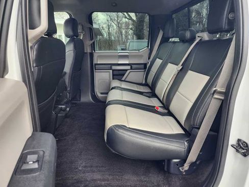 Used 2016 Ford F150 XLT w/ Equipment Group 302A Luxury image 15