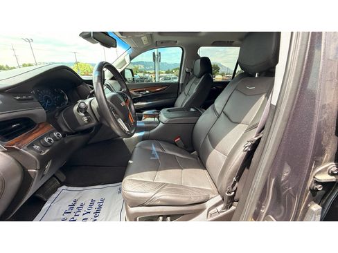 Used 2016 Cadillac Escalade Premium AWD/4WD image 20