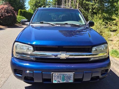 Used 2002 Chevrolet TrailBlazer LS w/ Preferred Equipment Group image 11