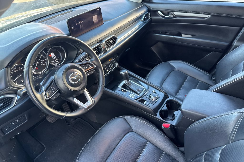 Used 2025 MAZDA CX-5 AWD 2.5 S w/ Preferred Package image 4
