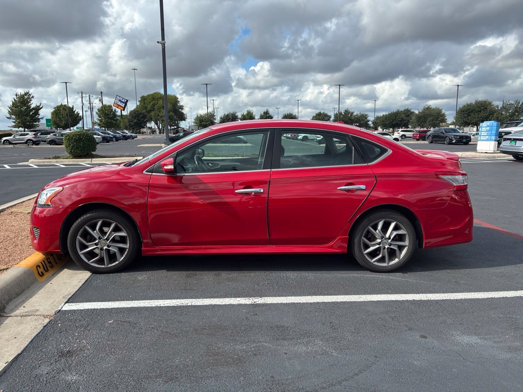 Used 2015 Nissan Sentra SR FWD image 1