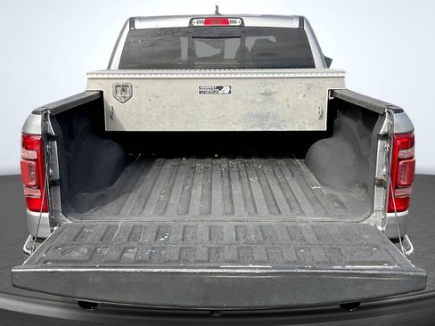 Used 2019 RAM 1500 Big Horn image 18